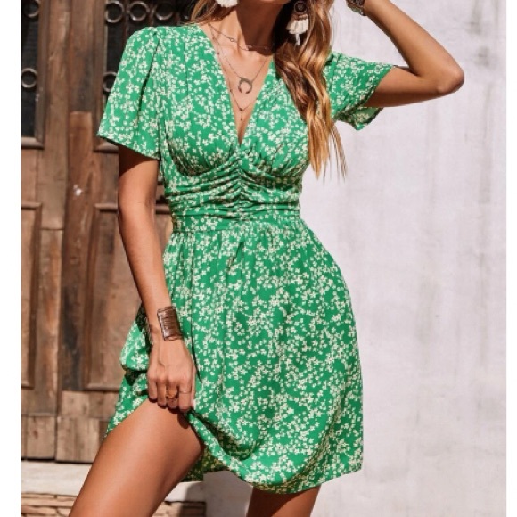 Boho floral print puff sleeve dress - Picture 7 of 16